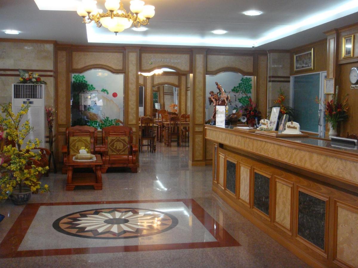 Submukda Phoomplace Hotel Mukdahan Exteriér fotografie