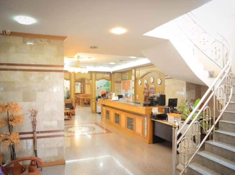 Submukda Phoomplace Hotel Mukdahan Exteriér fotografie