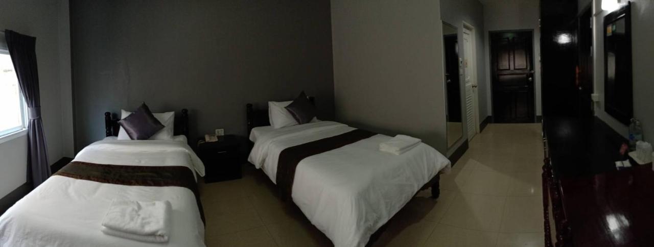 Submukda Phoomplace Hotel Mukdahan Exteriér fotografie