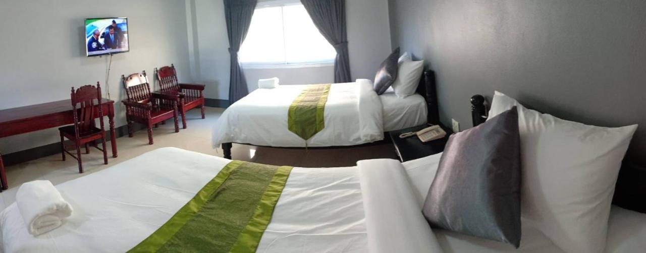 Submukda Phoomplace Hotel Mukdahan Exteriér fotografie