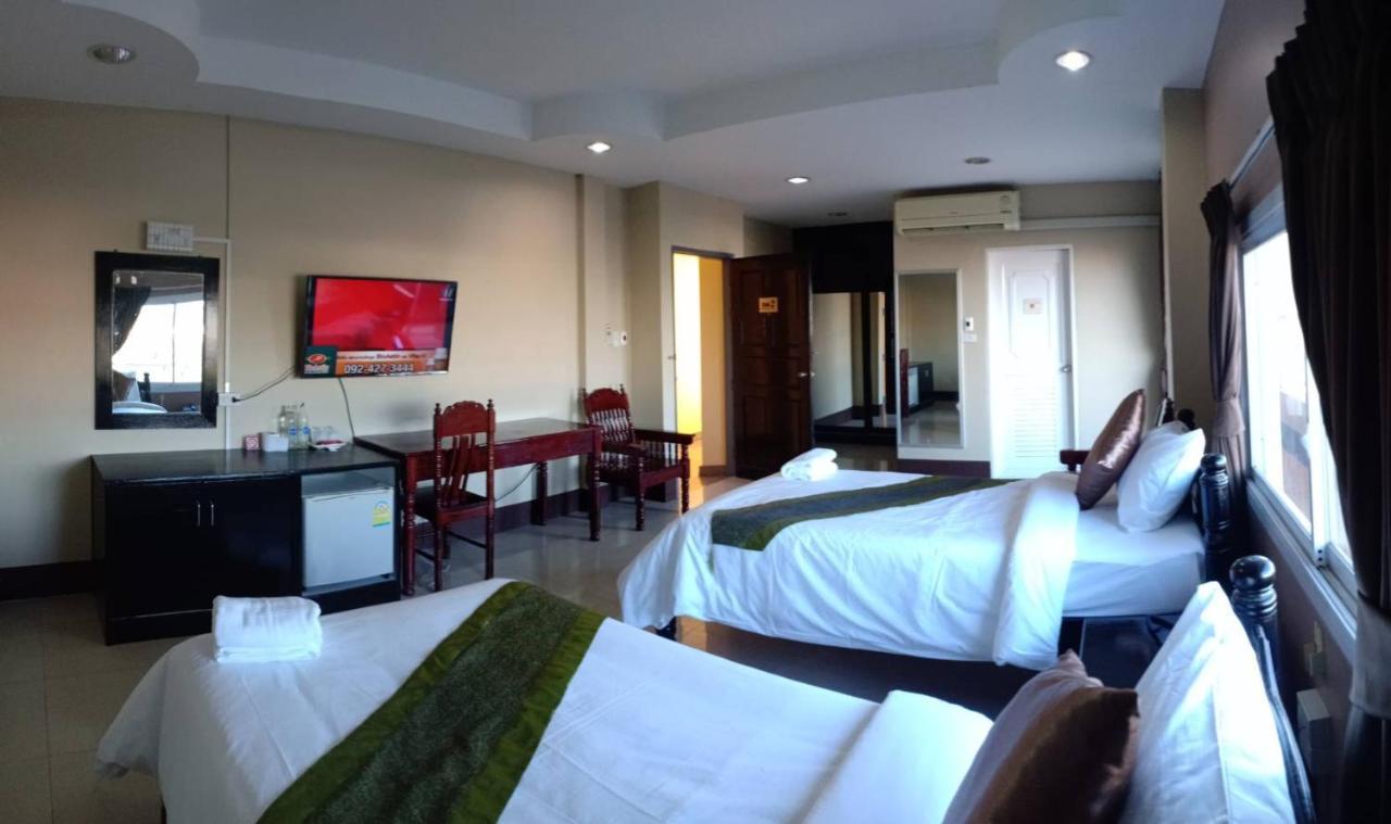 Submukda Phoomplace Hotel Mukdahan Exteriér fotografie
