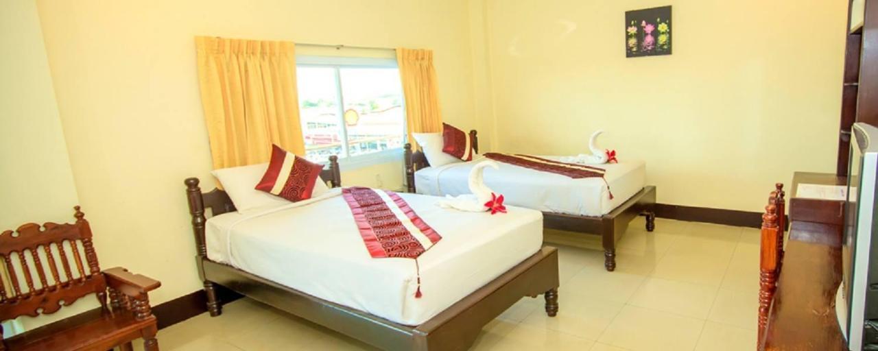 Submukda Phoomplace Hotel Mukdahan Exteriér fotografie