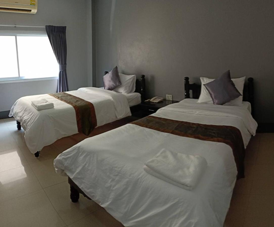 Submukda Phoomplace Hotel Mukdahan Exteriér fotografie